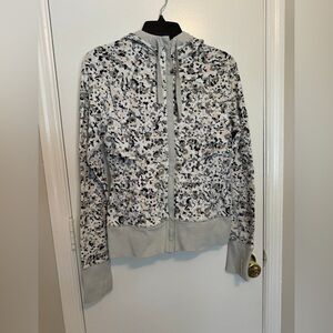 lululemon athletica Asana Zip Up Jacket Size 6